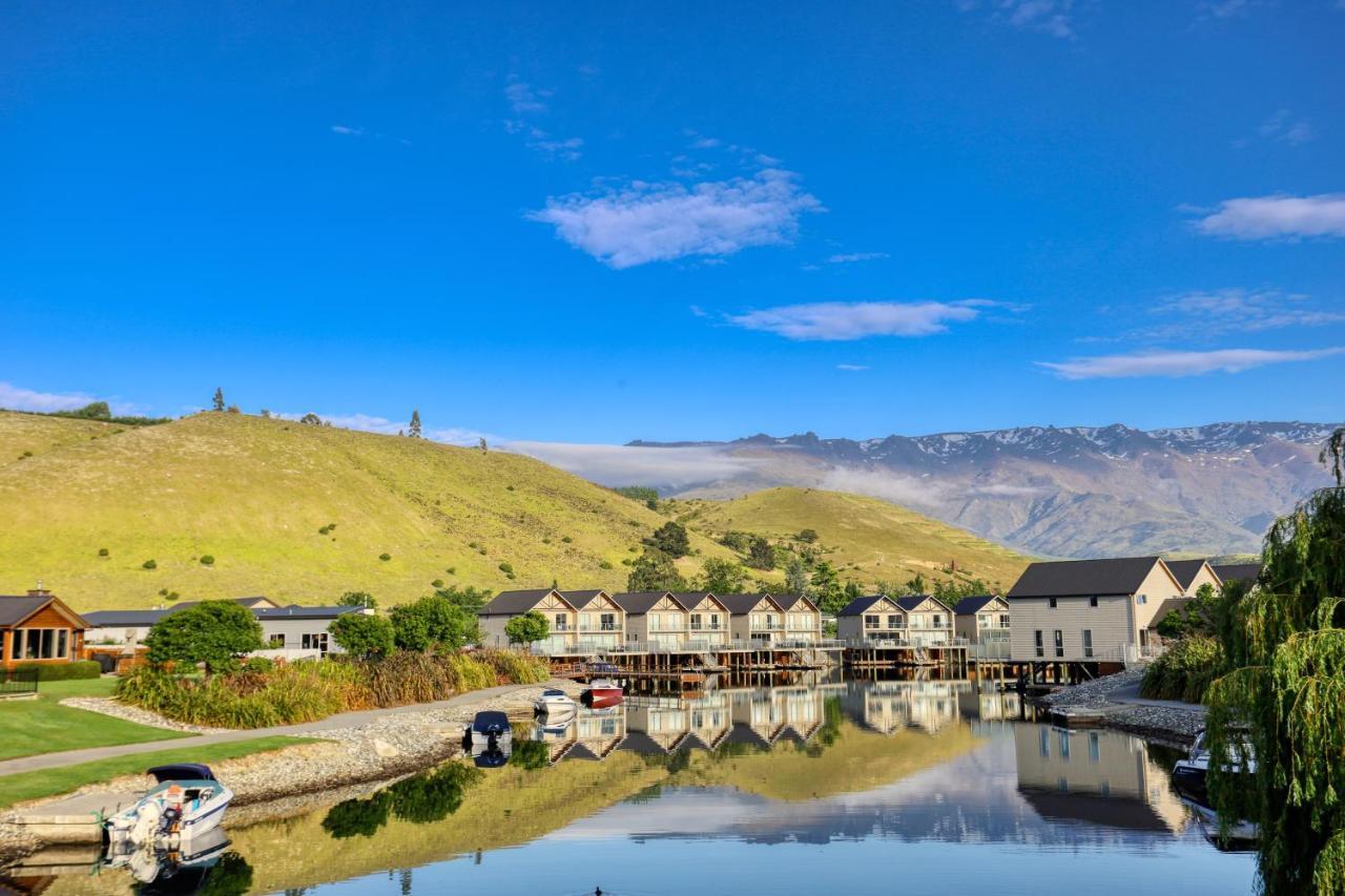 Marsden Lake Resort Central Otago Cromwell Ngoại thất bức ảnh The village of Waimakariri