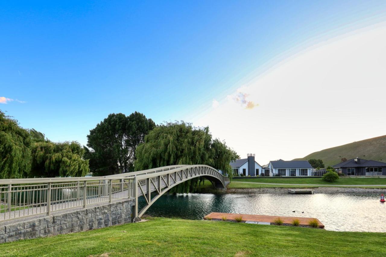 Marsden Lake Resort Central Otago Cromwell Ngoại thất bức ảnh Bridge over the River Clyde