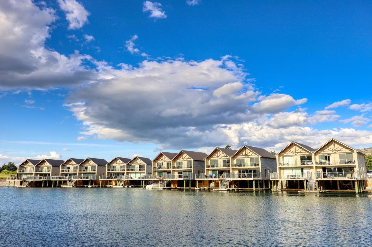 Marsden Lake Resort Central Otago Cromwell Ngoại thất bức ảnh The Waterfront
