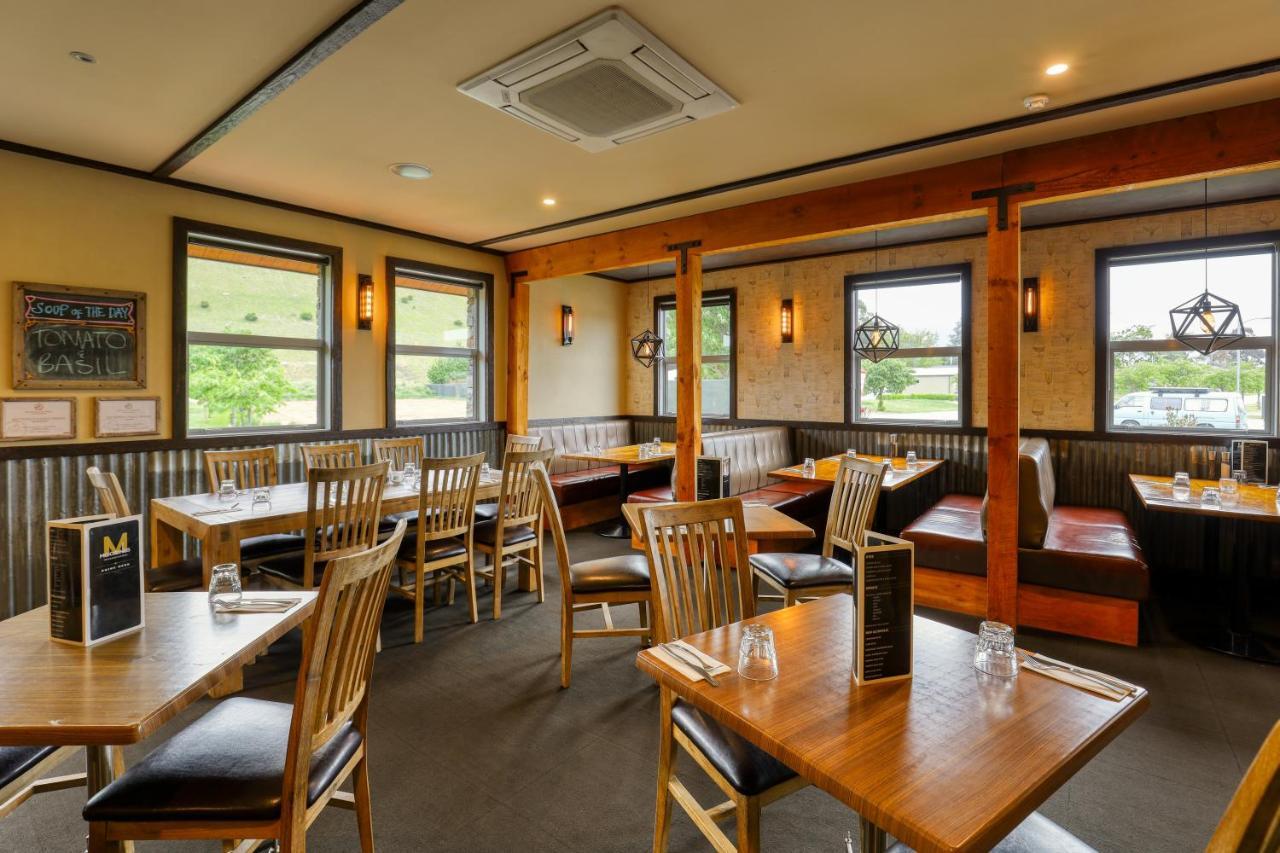 Marsden Lake Resort Central Otago Cromwell Ngoại thất bức ảnh Interior of a restaurant in Japan